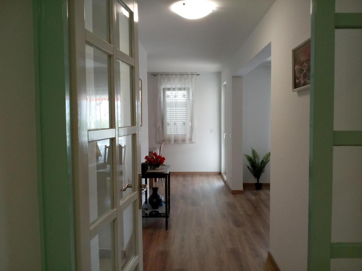 Apartman Sanja Apartment *
